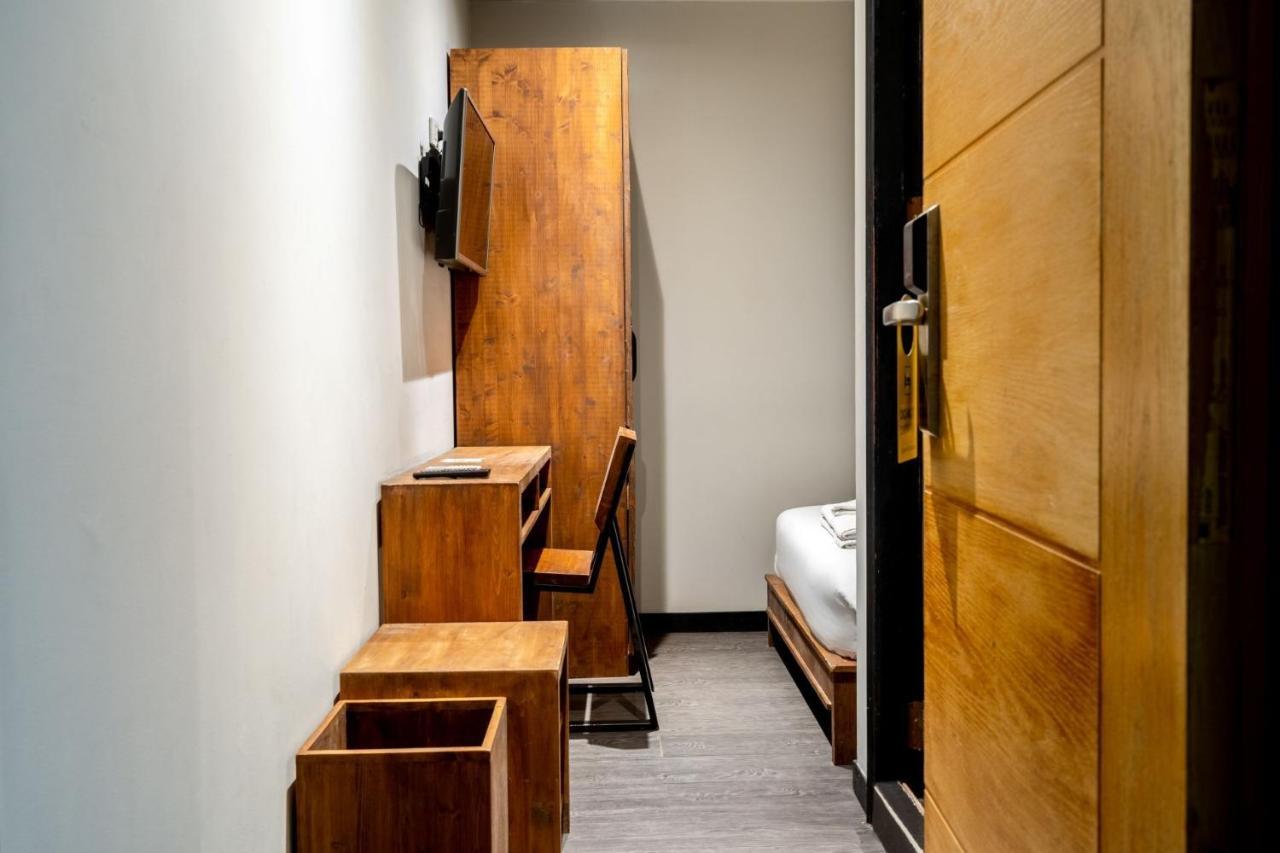 Go Inn Sukhumvit 20 Bts Asoke-Phrom Phong X Bangkok Eksteriør billede