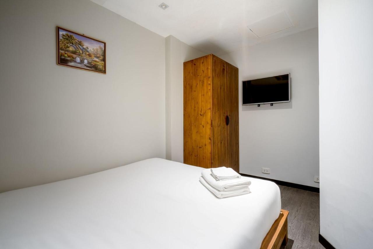 Go Inn Sukhumvit 20 Bts Asoke-Phrom Phong X Bangkok Eksteriør billede