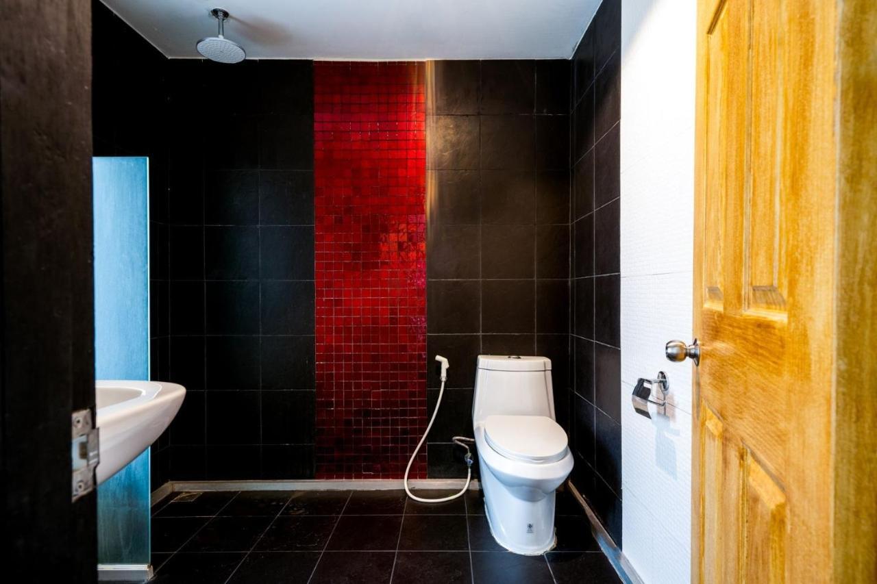Go Inn Sukhumvit 20 Bts Asoke-Phrom Phong X Bangkok Eksteriør billede